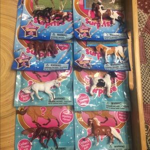 Mini Whinnies Lot of 8 blind bags -9 horses total